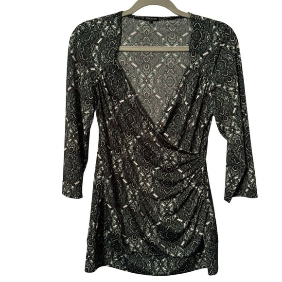 Maurices Womens V-Neck Wrap Blouse Size L 3/4 Sleeve Green Paisley Top - Picture 5 of 12